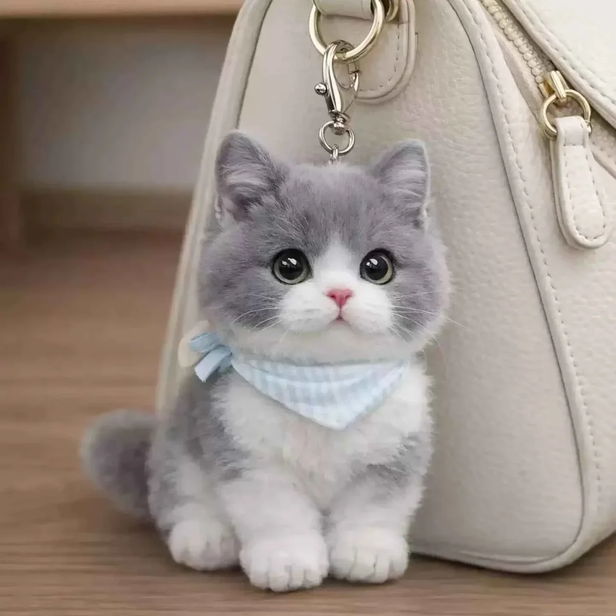 Blue Cat Plush Keychain with Scarf - Bild 2