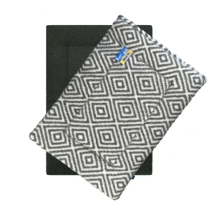 Snug'Em Ultra-Soft Pet Fleece Mat - Diamond